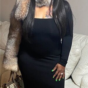 Elegant fox fur sleeve.